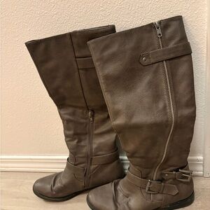 Rampage Grey Faux Leather Boots